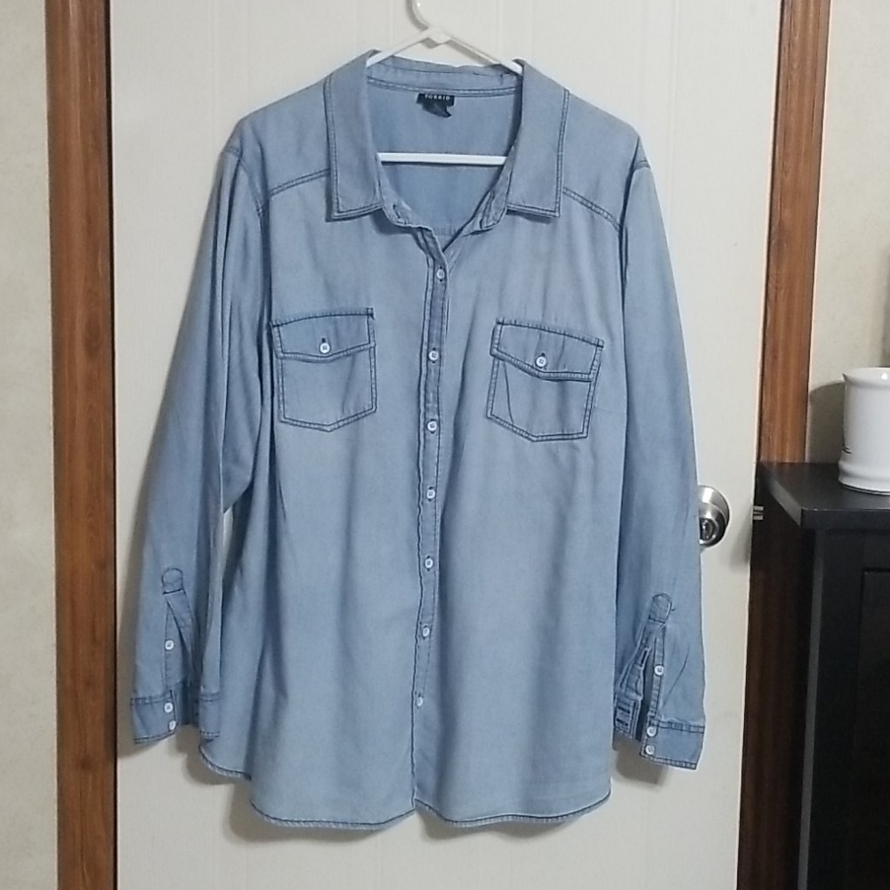 Blouse light wash denim